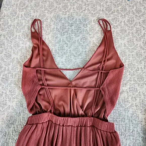 Lulus Women's Lost in Paradise Strappy Maxi Dress in Rusty Rose - Picture 8 of 8